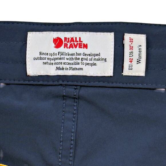 Fjallraven Women's EU42 US 32" 33" High Coast Lite Navy 4" Short 4" Retail $90 - Picture 5 of 9